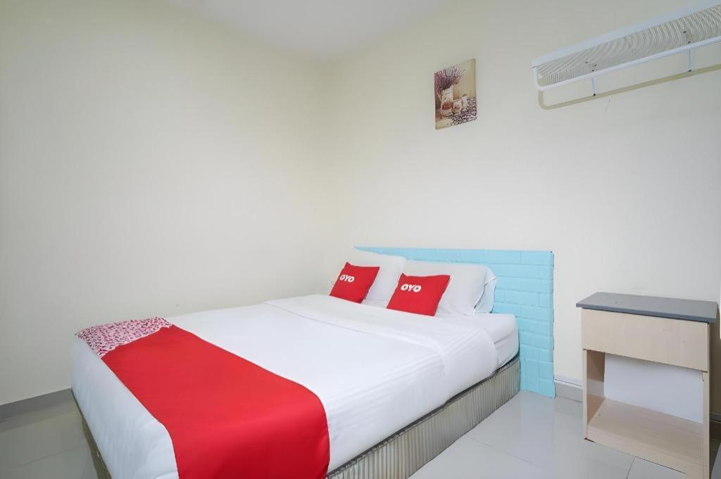 Oyo 89717 Budget Star Hotel Kuala Lumpur Esterno foto