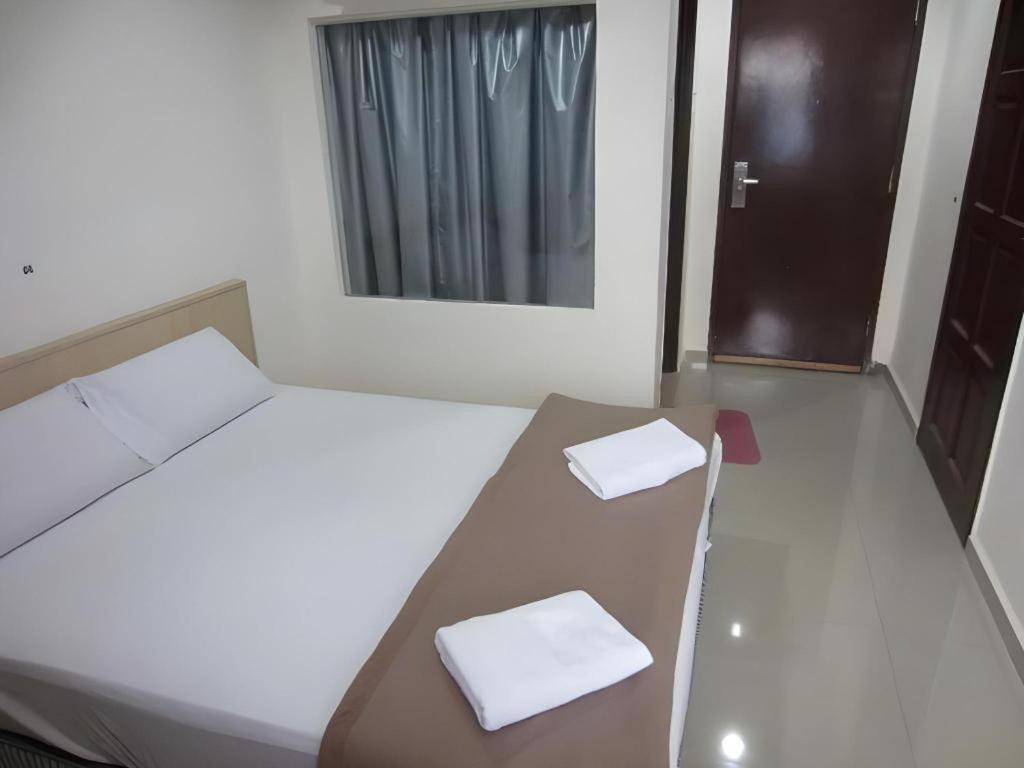 Oyo 89717 Budget Star Hotel Kuala Lumpur Esterno foto
